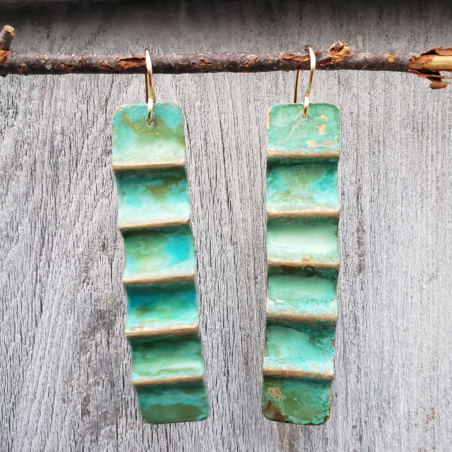 Ocean Treasure Green Patina Earring (Golden Highlights)