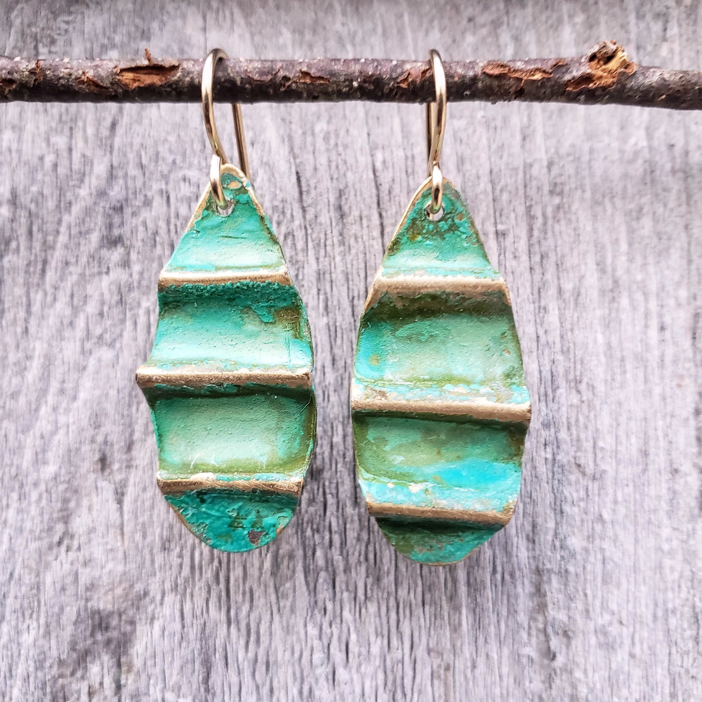 Ocean Treasure Green Patina Earring (Golden Highlights)